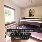 Berg-juwel Mit Hallenbad Und Sauna, 4 Schlafbereiche, Hallenbad, Sauna, Inklusive Bettwaesche, Handtuecher, Tolle Kinderausstattung Apartment