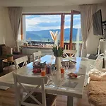 Berg-juwel Mit Hallenbad Und Sauna, 4 Schlafbereiche, Hallenbad, Sauna, Inklusive Bettwaesche, Handtuecher, Tolle Kinderausstattung *