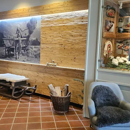 Daire Berg-juwel Mit Hallenbad Und Sauna, 4 Schlafbereiche, Hallenbad, Sauna, Inklusive Bettwaesche, Handtuecher, Tolle Kinderausstattung *